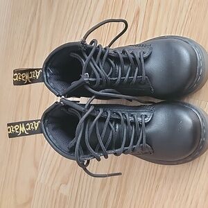 Toddler DR. MARTINS BOOTS